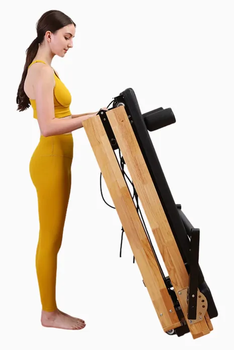 Ascendic foldbar reformer i egetræ